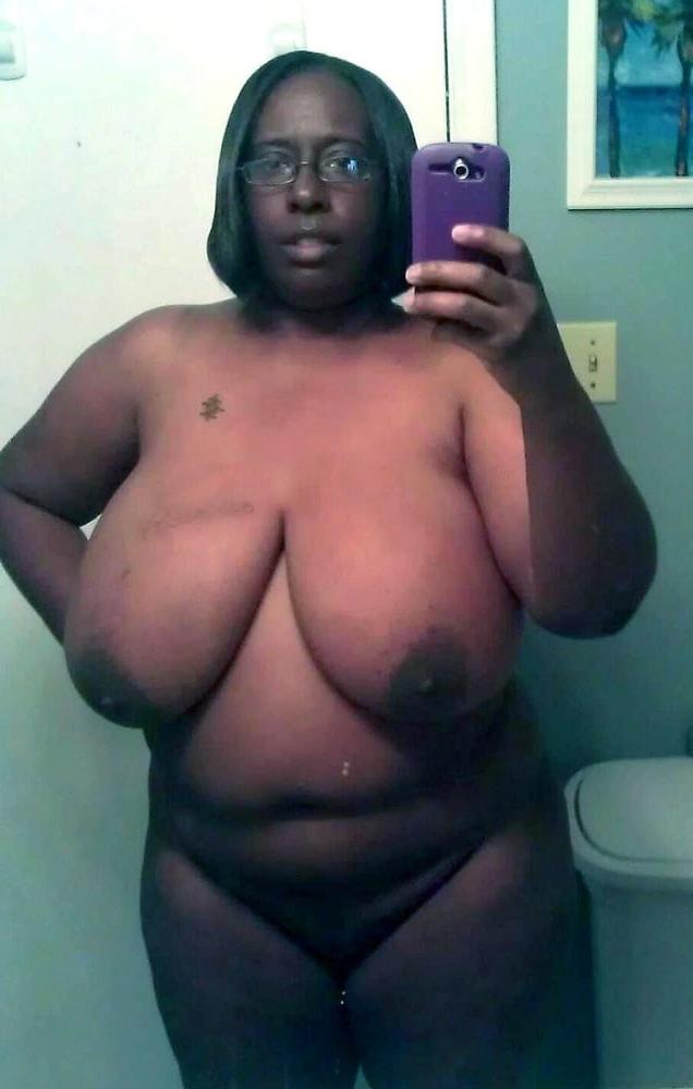16P Bbw mix 821 (Black women)