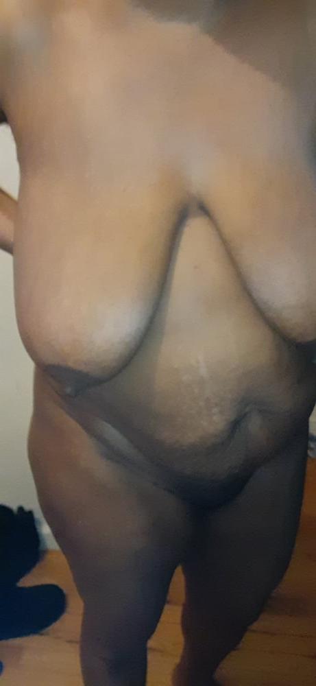25P CORONAVIRUS BUTTNAKED 8