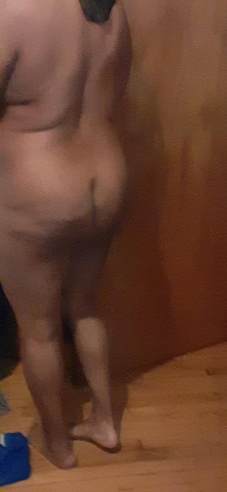 25P CORONAVIRUS BUTTNAKED 8