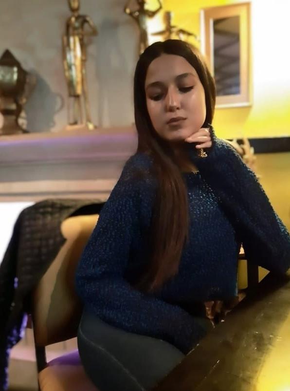 15P Yasmine Slut 19 ans