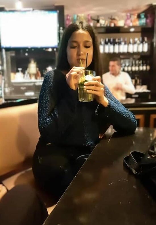 15P Yasmine Slut 19 ans