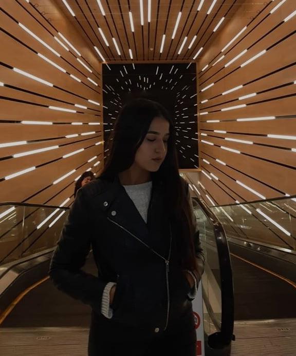 15P Yasmine Slut 19 ans