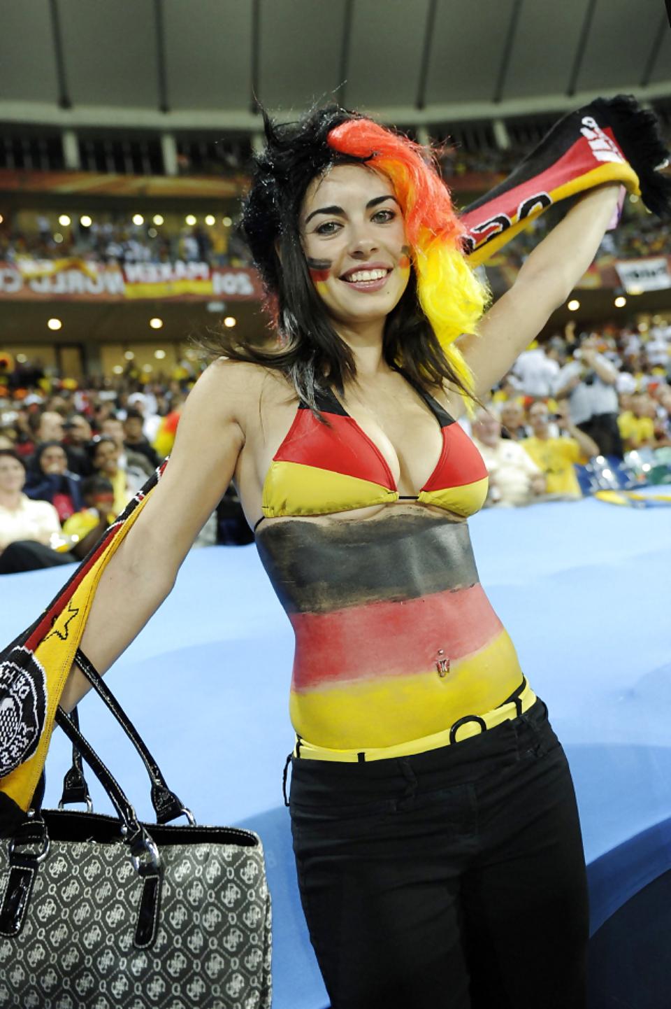 20P Girls in sports