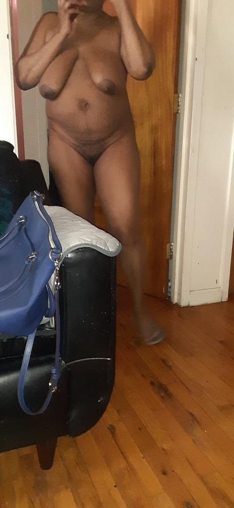 25P CORONAVIRUS BUTTNAKED 3
