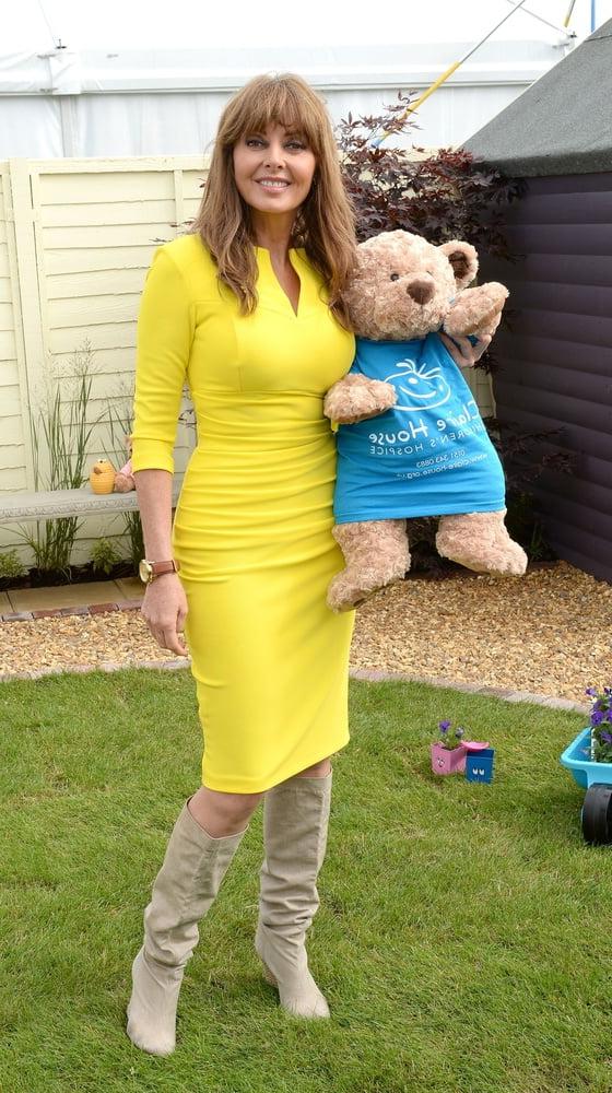 25P Carol Vorderman wearing Boots no.10