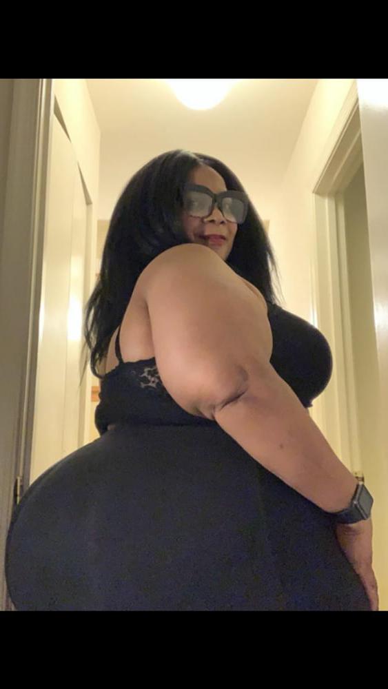 21P Mature bbw