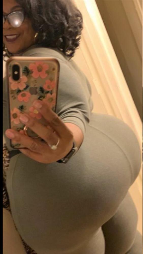 21P Mature bbw