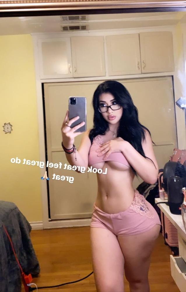 25P Super Hot Slut 9