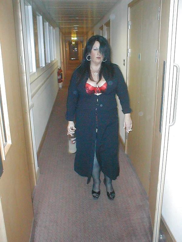 25P Busty Mom With Big Fat Tits