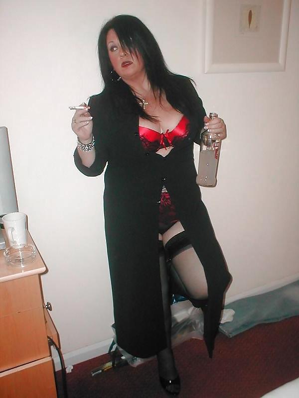 25P Busty Mom With Big Fat Tits