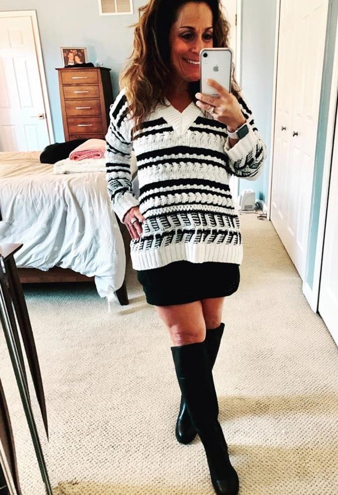 25P Insta Milfs &amp; Gilfs Wearing Boots no.14