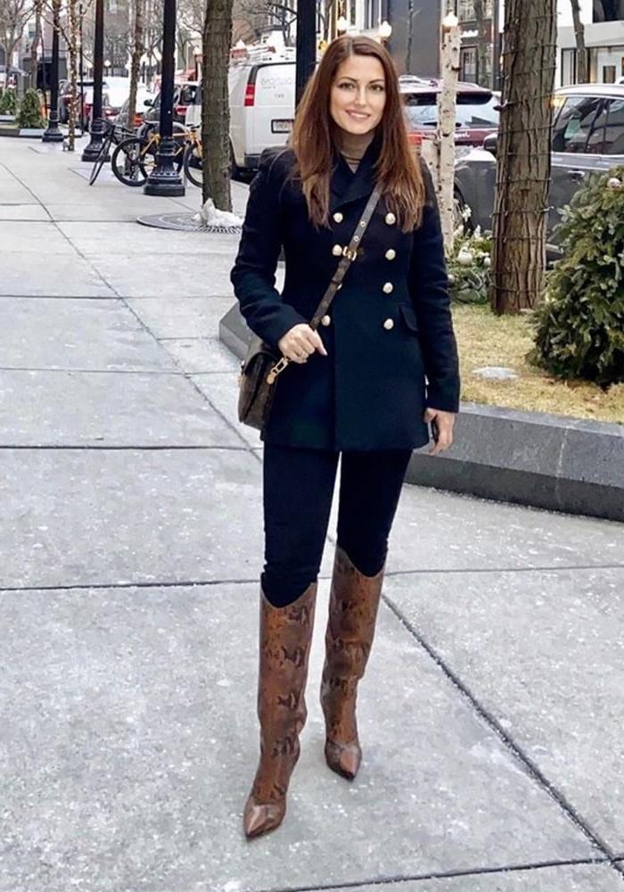 25P Insta Milfs &amp; Gilfs Wearing Boots no.14