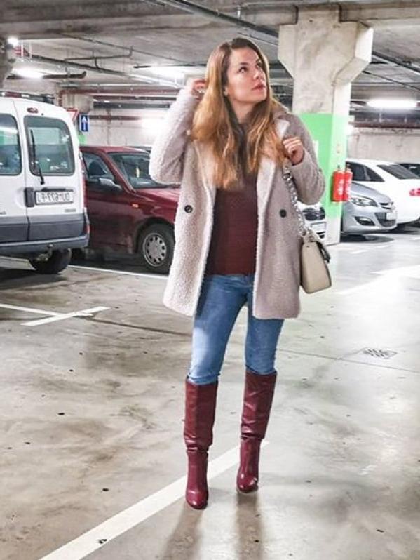25P Insta Milfs &amp; Gilfs Wearing Boots no.14