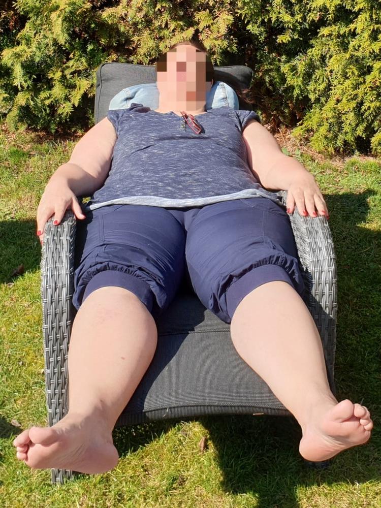 18P Fat Ass Wife