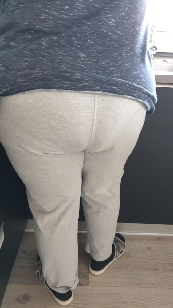 18P Fat Ass Wife