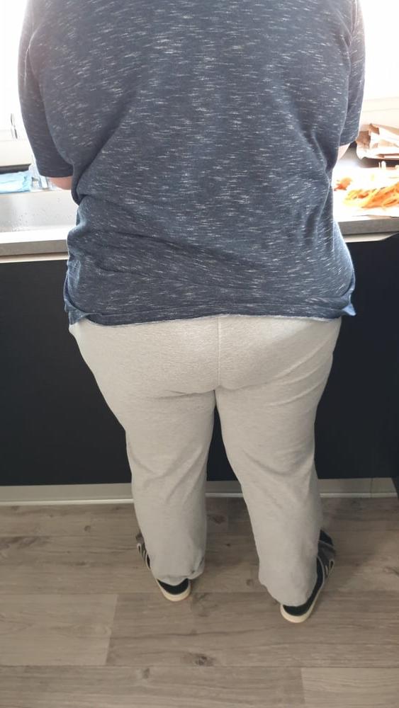 18P Fat Ass Wife