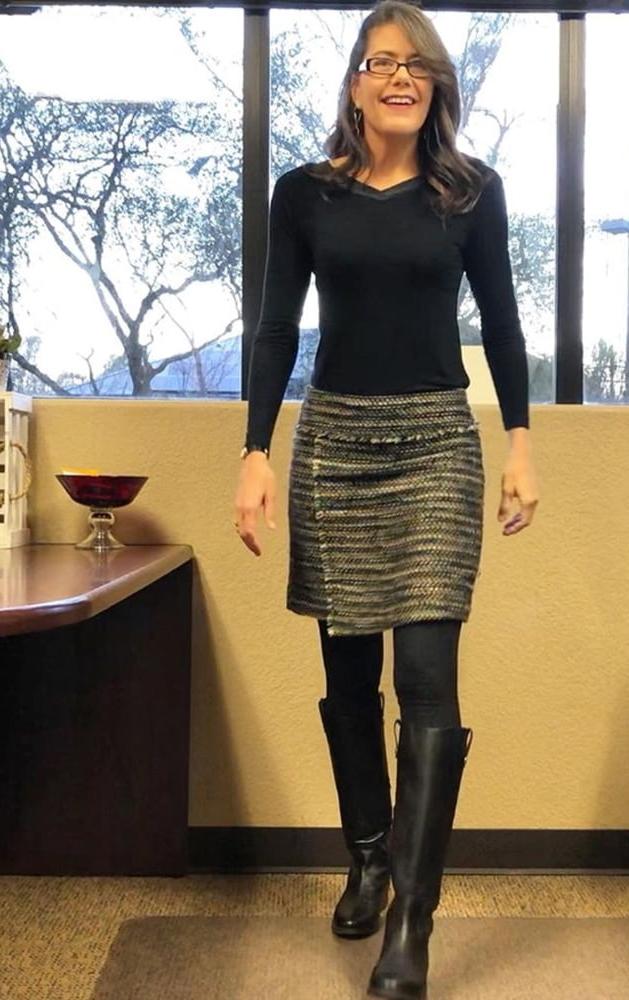 25P Insta Milfs &amp; Gilfs Wearing Boots no.11
