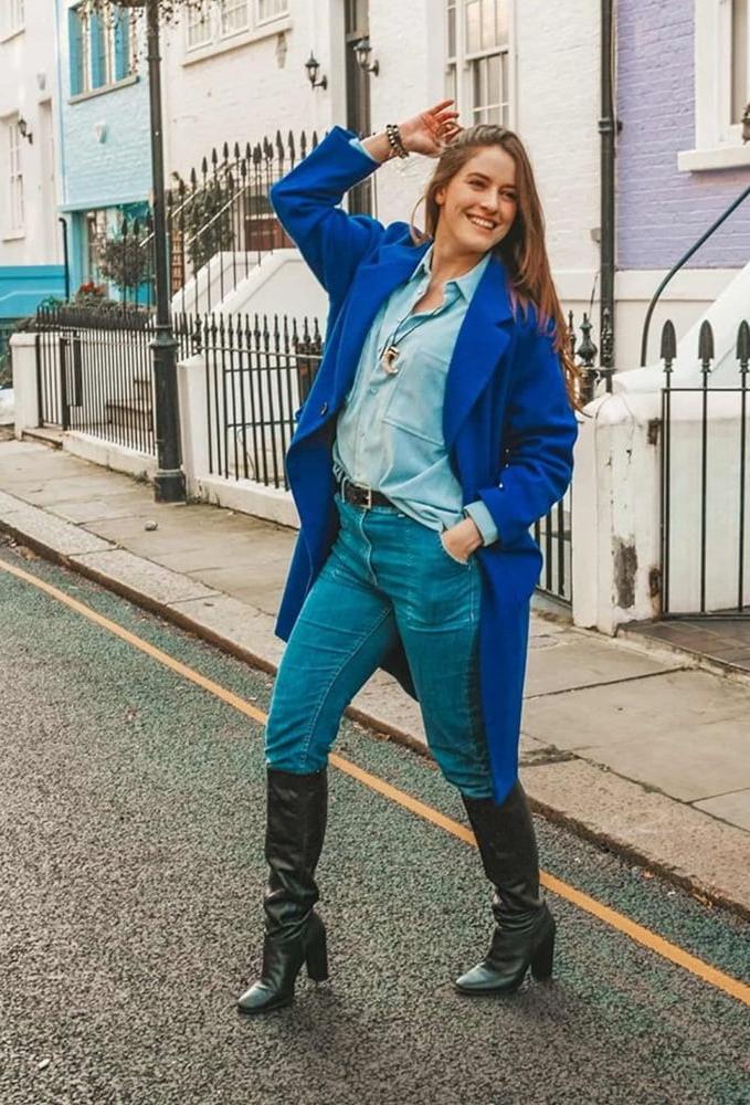25P Insta Milfs &amp; Gilfs Wearing Boots no.11
