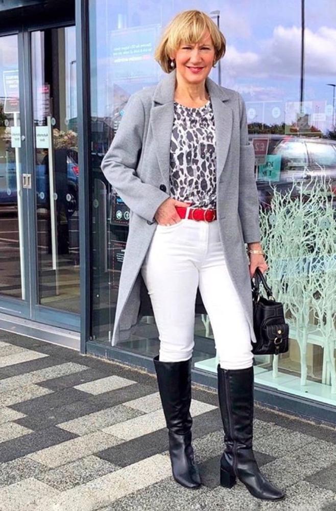 25P Insta Milfs &amp; Gilfs Wearing Boots no.11
