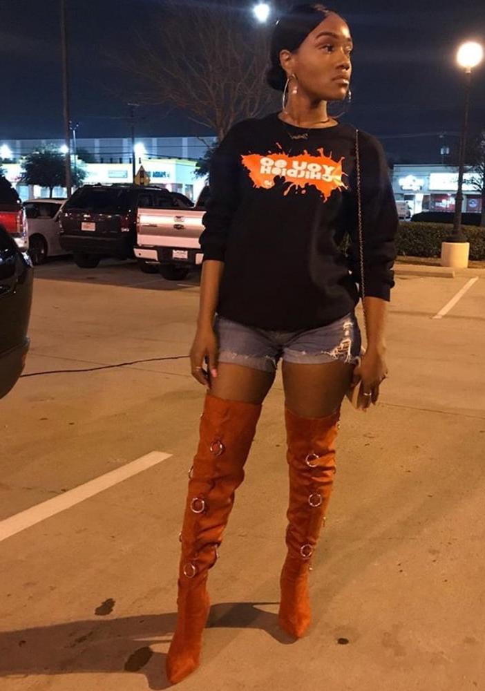 25P Insta Milfs &amp; Gilfs Wearing Boots no.11