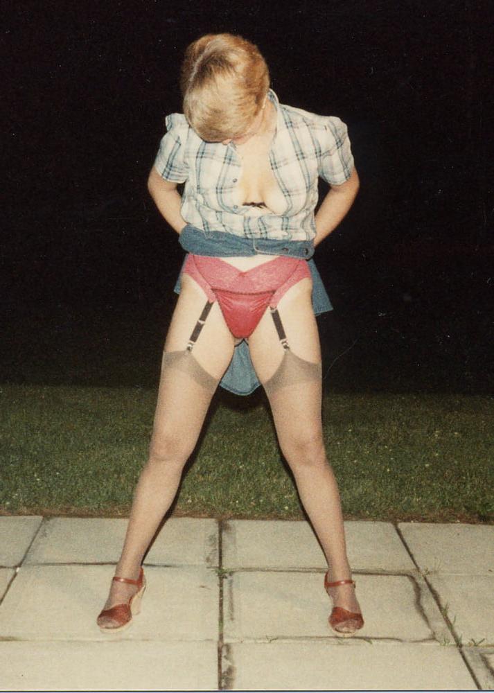 19P Pauline 70's hot wife
