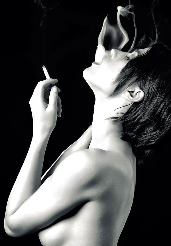12P Smoking 006 - Black and White