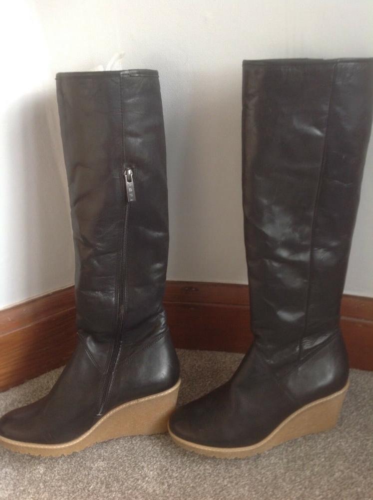 25P wedge boots 2020