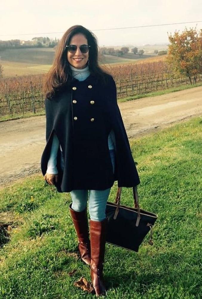 25P Insta Milfs &amp; Gilfs Wearing Boots no.17