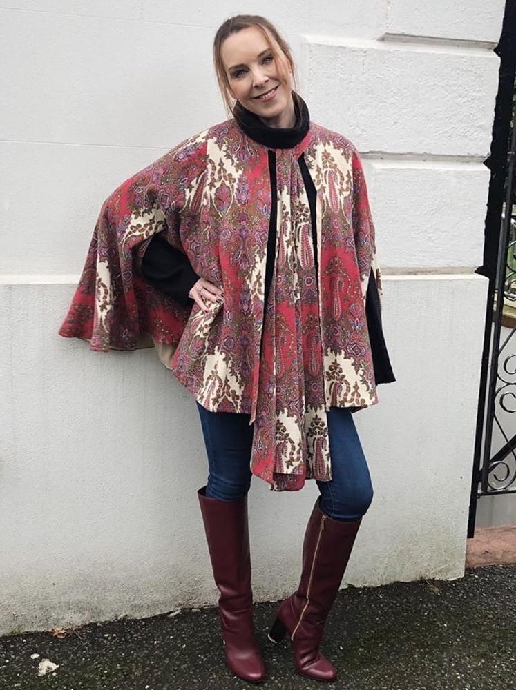 25P Insta Milfs &amp; Gilfs Wearing Boots no.17