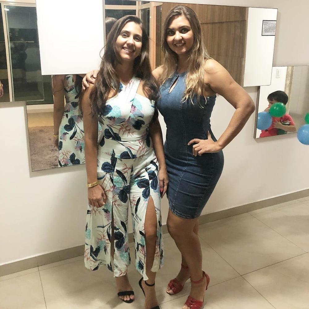 25P 19 NICE MOM BLOND BITCH BIG BOOT BIG ASS LOIRA DO RABO GRAND