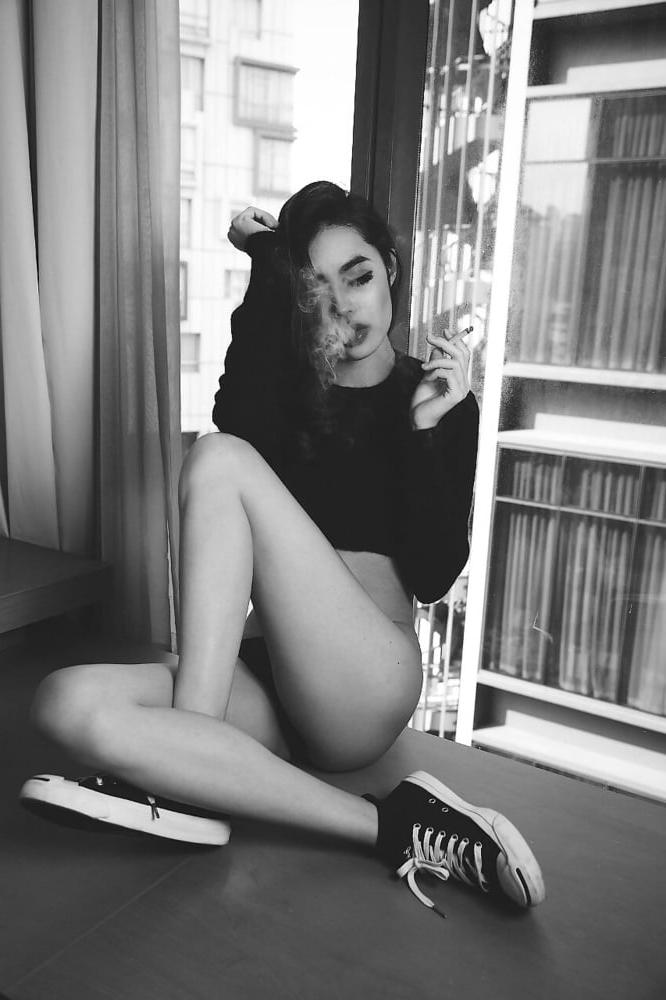 25P Smoking Hot Smokers 3