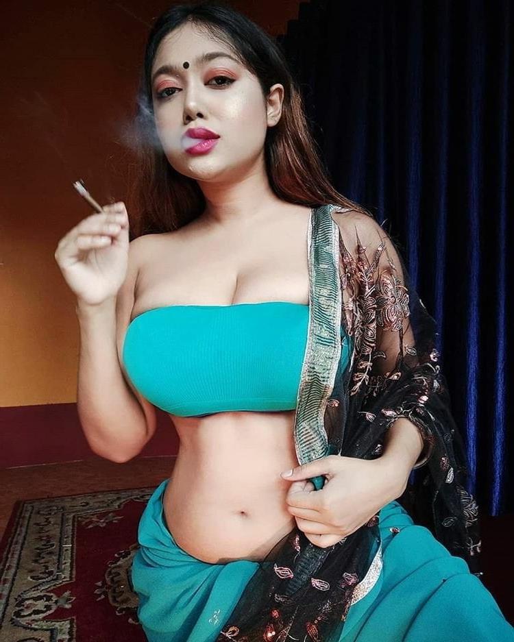 25P lovely smoking 13