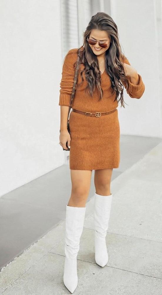 25P Insta Milfs &amp; Gilfs Wearing Boots no.18