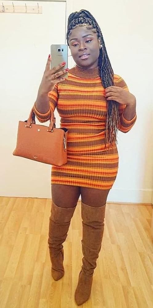 25P Insta Milfs &amp; Gilfs Wearing Boots no.18