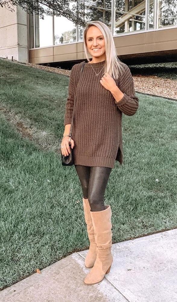 25P Insta Milfs &amp; Gilfs Wearing Boots no.18