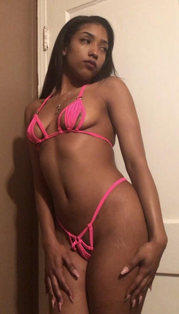 11P Sexy ebony