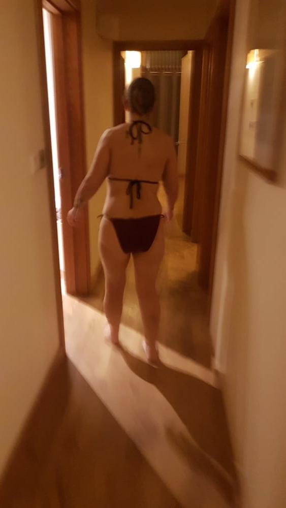 9P wife from behind