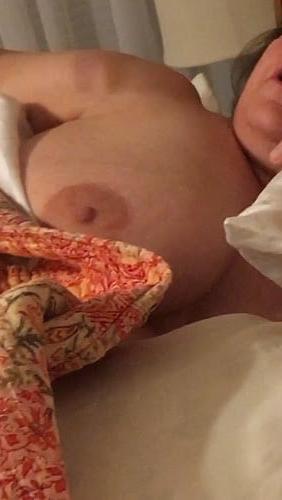 20P Sexy BBW wife