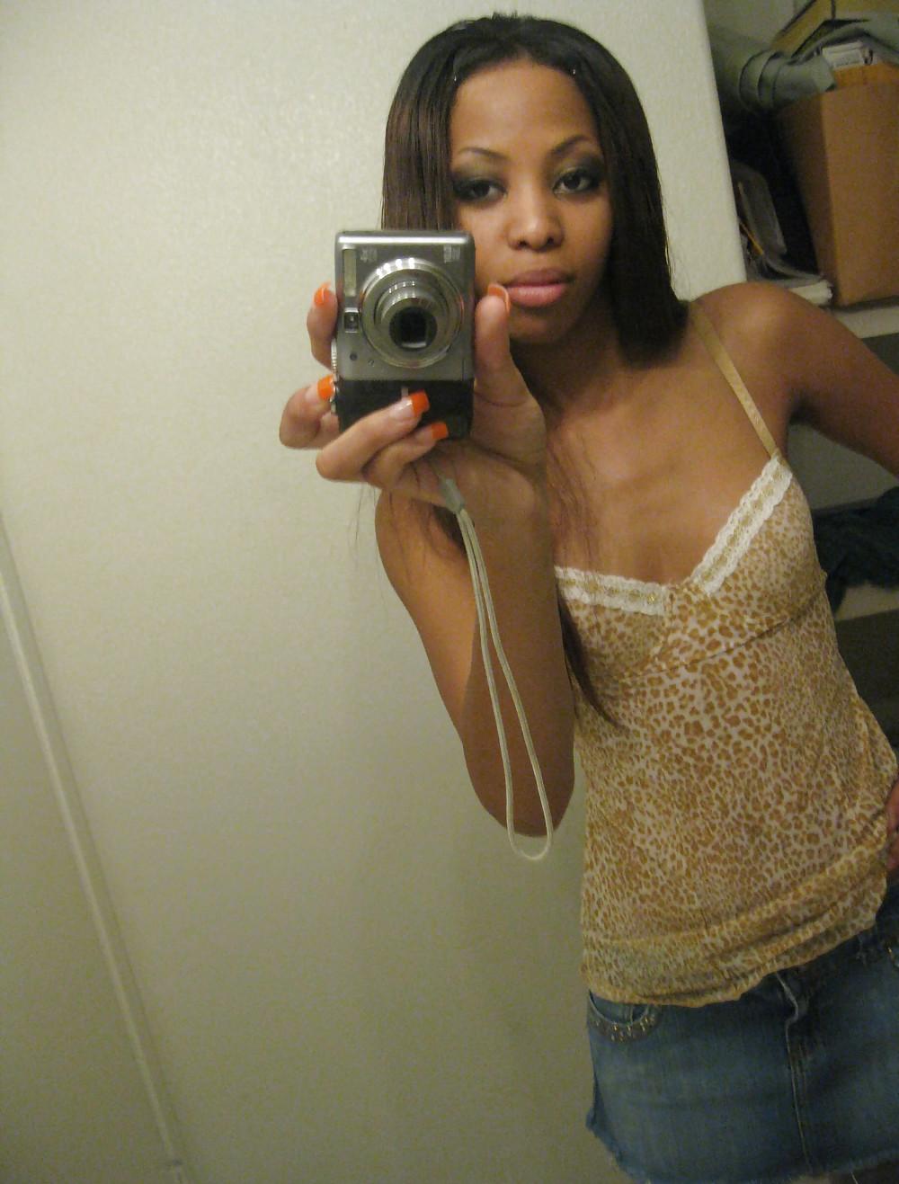 25P Ebony Babe