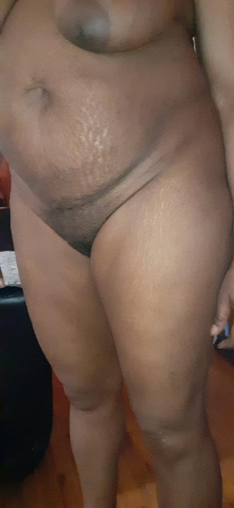25P CORONAVIRUS BUTTNAKED 9