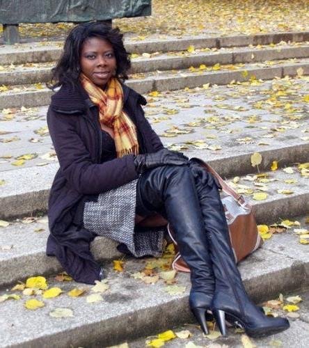 25P Milfs &amp; Gilfs wearing boots no.35