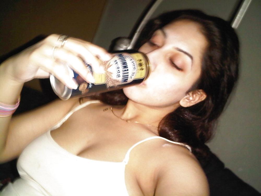 24P Selfshot Indian slut