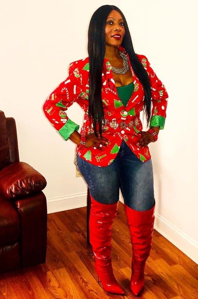 25P Insta Milfs &amp; Gilfs Wearing Boots no.10