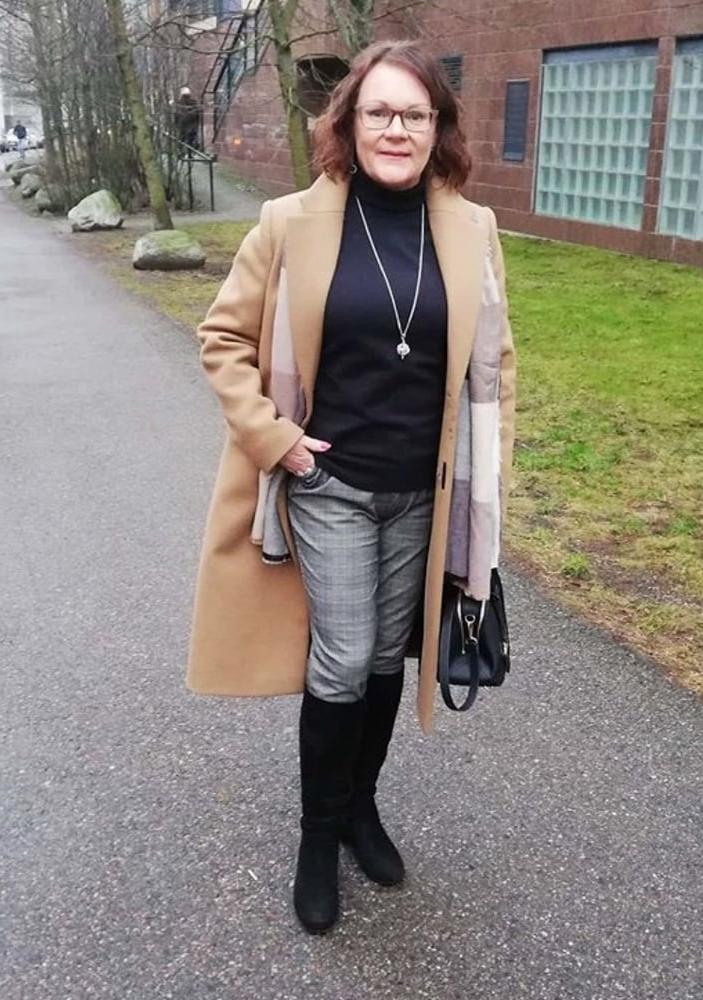 25P Insta Milfs &amp; Gilfs Wearing Boots no.10