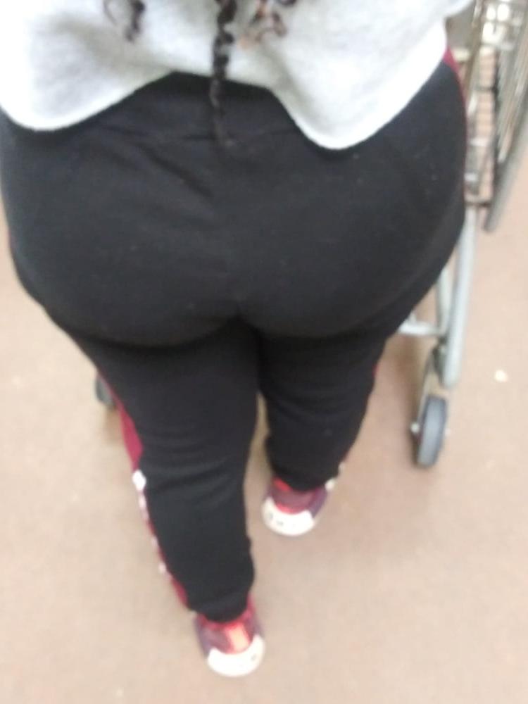 21P Just some phat asses 15