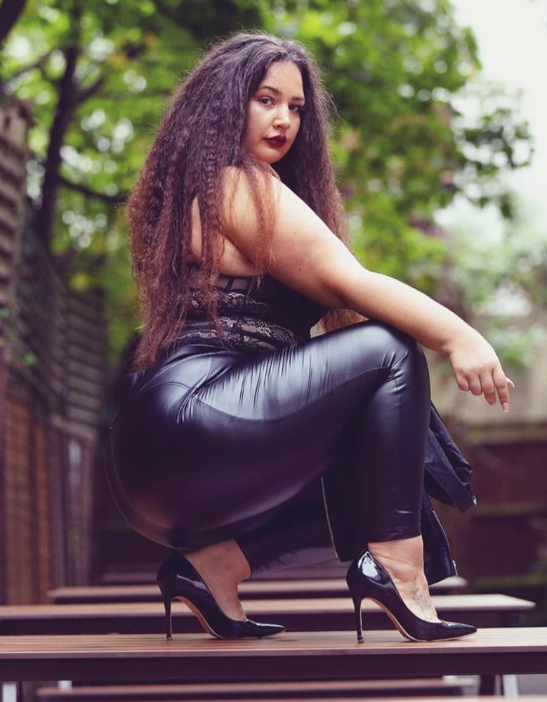 25P Leather,Mature,BBW 2