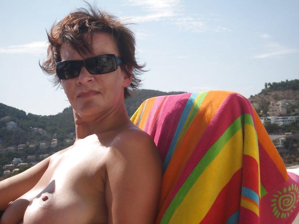 19P Agathe - MILF with big tits