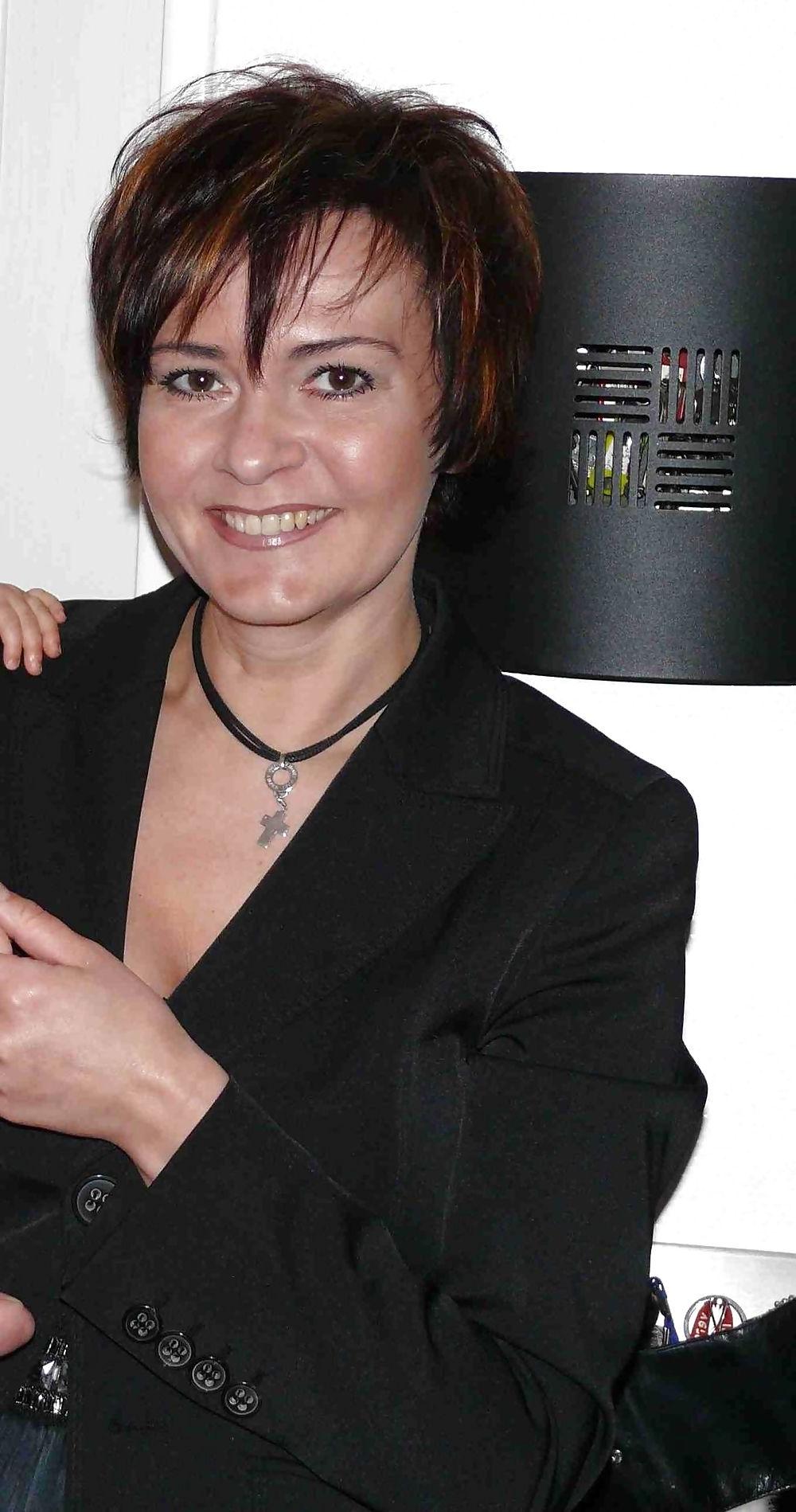 19P Agathe - MILF with big tits