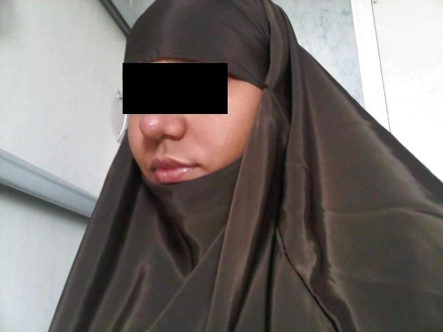 17P BEURETTE HIJAB