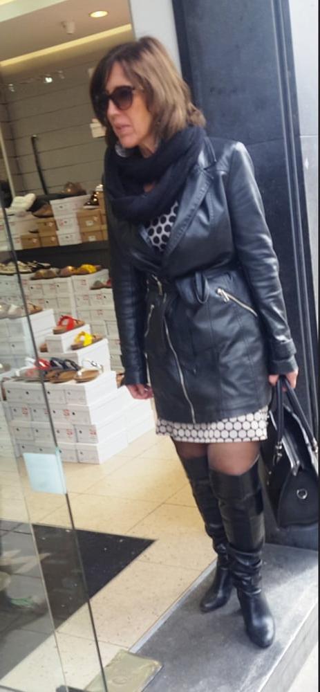 25P Milfs &amp; Gilfs wearing boots no.21